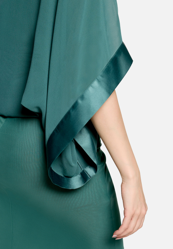 Chiffonstola mit 3/4 Arm / Detailbild