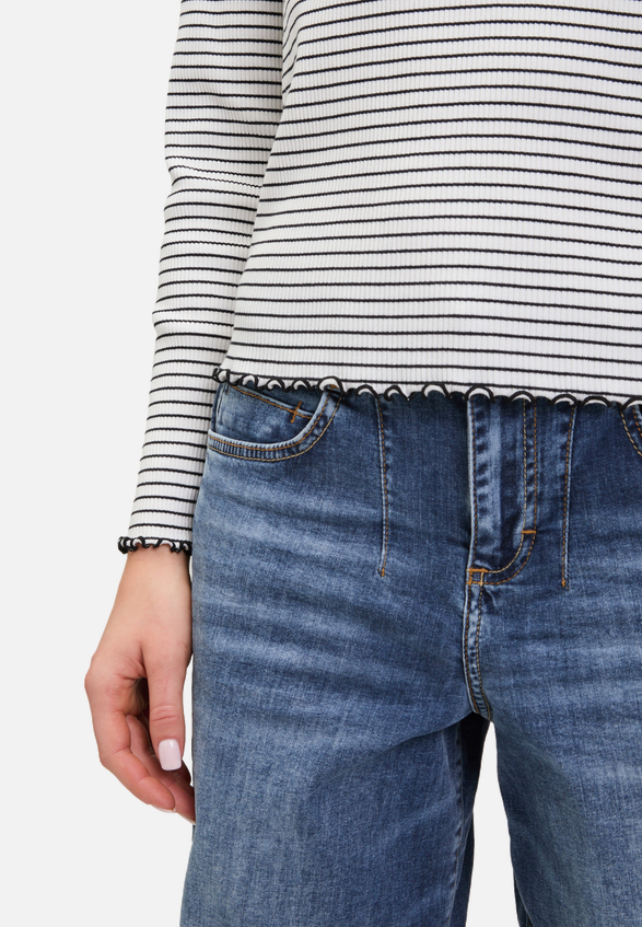 Langarm-Shirt mit Kragen / Detailbild
