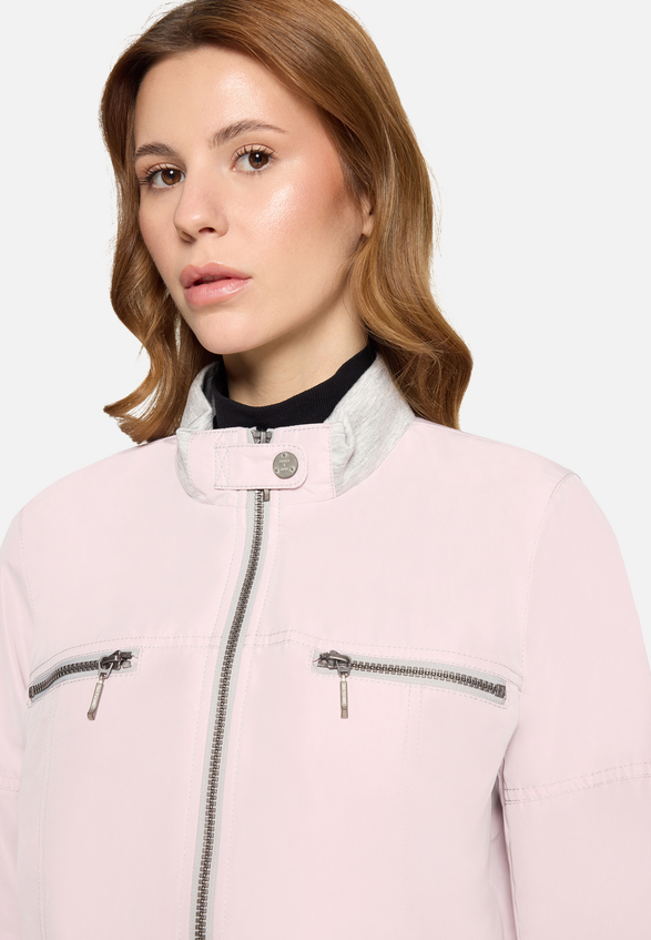 Sommerjacke mit Stehkragen / Detailbild