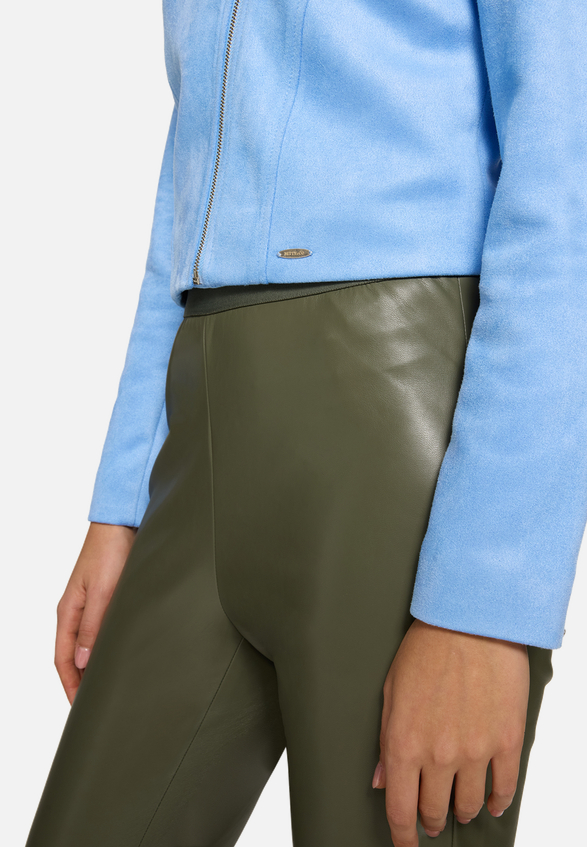 Bikerjacke mit Stehkragen / Detailbild