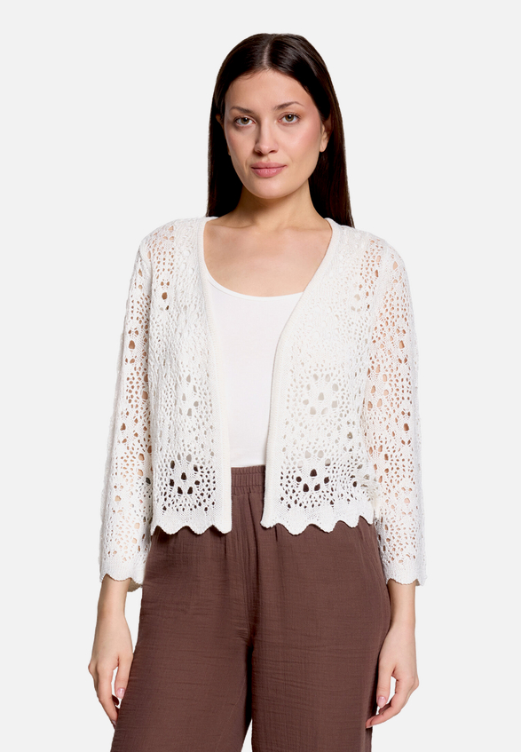 Sommer-Strickjacke mit 3/4 Arm / Modellfoto Vorderseite