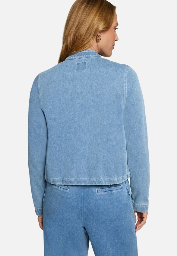 Jeansjacke mit Reißverschluss / Modellfoto Rückseite
