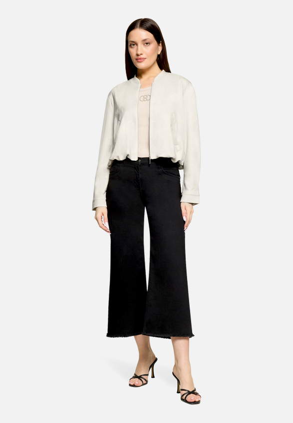 Blouson mit 3/4 Arm / Modellfoto Vorderseite (Outfit)