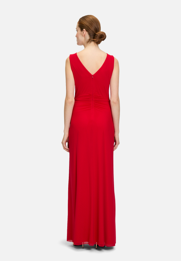 Abendkleid mit V-Ausschnitt / Modellfoto Rückseite