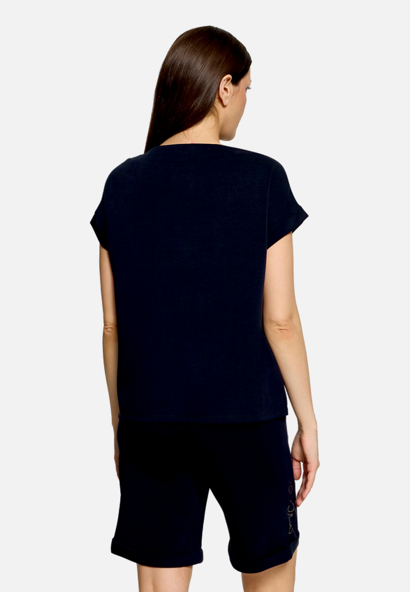 Sweatshirt mit Strass / Modellfoto Rückseite