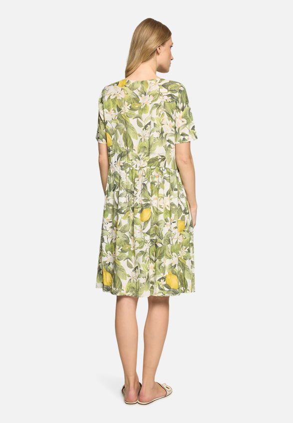 Casual-Kleid mit Eingrifftaschen / Modellfoto Rückseite