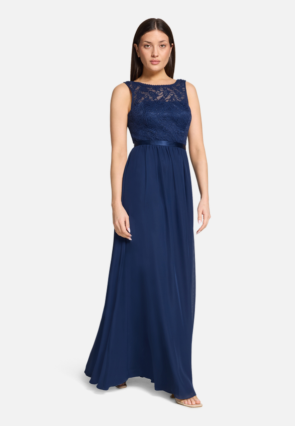 Cocktailkleid mit Spitze / Modellfoto Vorderseite (Outfit)