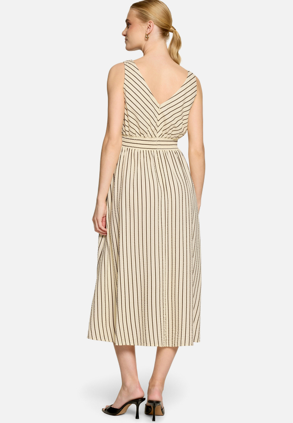 Midikleid  tailliert mit Streifen  / Modellfoto Rückseite