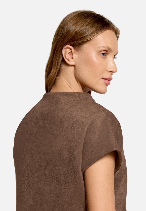 Sweatshirt mit Stehkragen / Detailbild