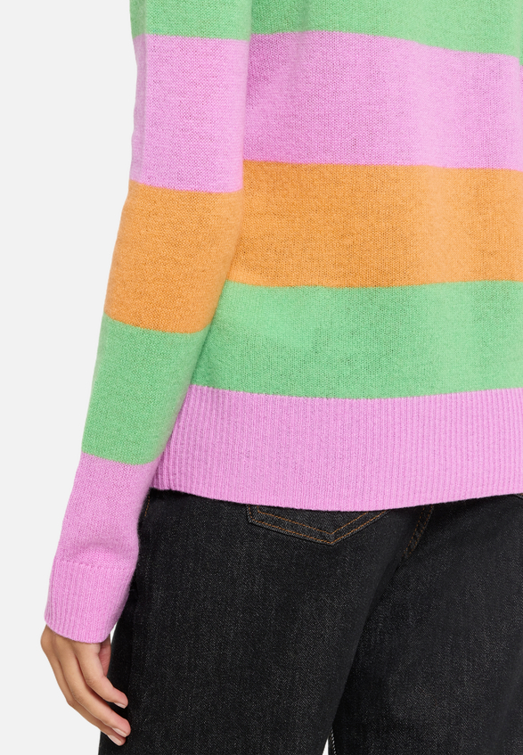 Kaschmir-Pullover mit Rundhalsausschnitt / Detailbild