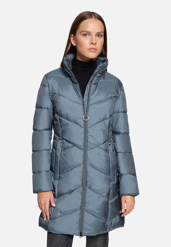 Outdoorjacke mit abnehmbarer Kapuze / Detailbild