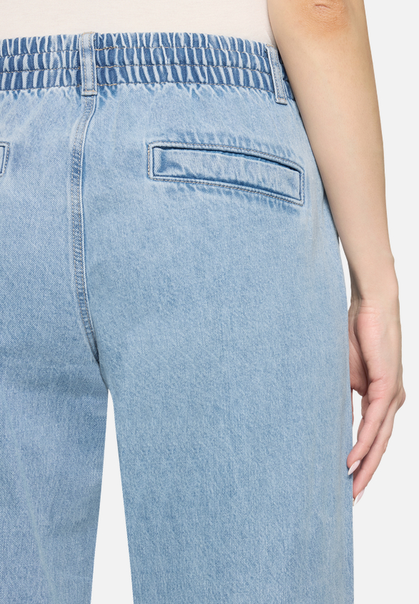 Casual-Hose mit weitem Bein / Detailbild