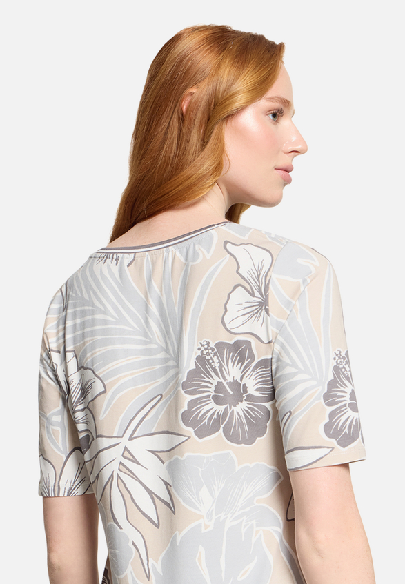 Basic Shirt mit Blumenprint / Detailbild