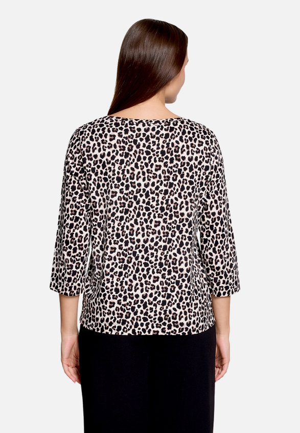 Leo-Shirt  3/4 Arm mit Rundhalsausschnitt / Modellfoto Rückseite
