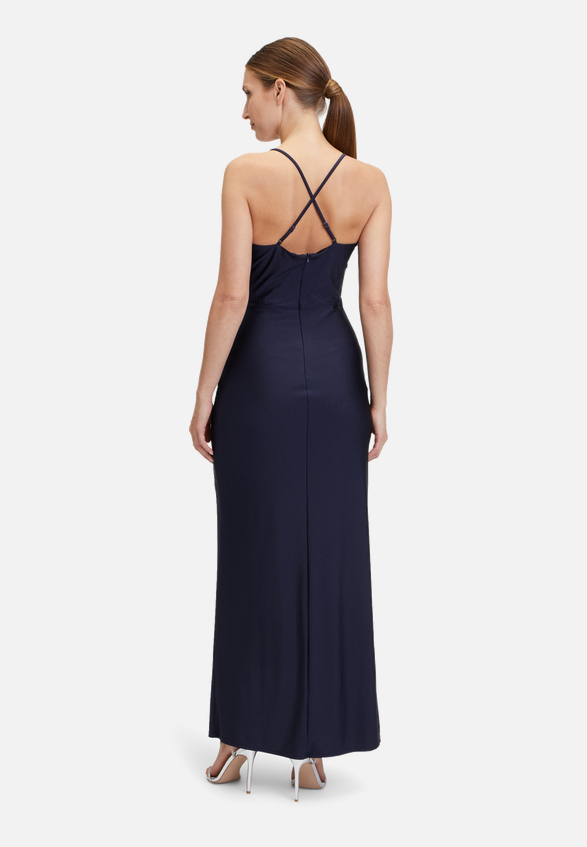 Abendkleid figurbetont / Modellfoto Rückseite