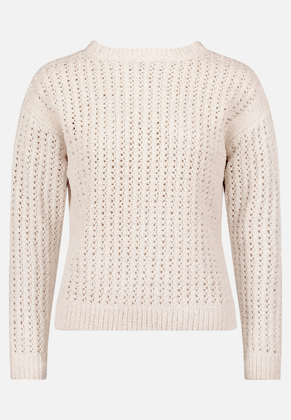 Grobstrick-Pullover mit Lochmuster / Vorderseite