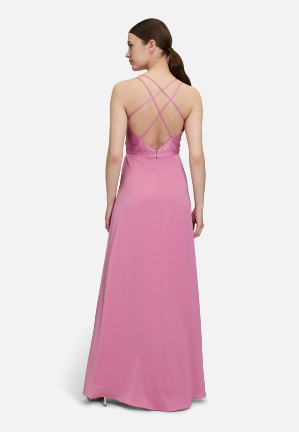 Abendkleid mit V-Ausschnitt / Modellfoto Rückseite