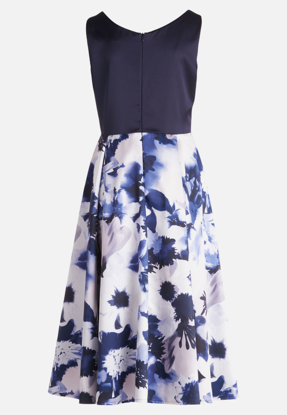 Cocktailkleid mit ausgestelltem Rock / Rückseite