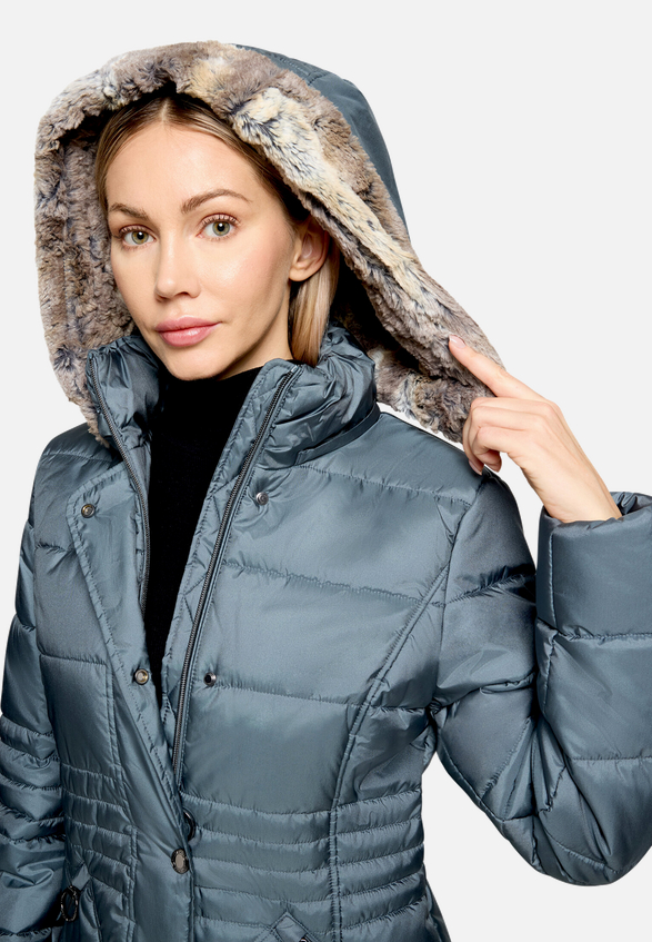 Outdoorjacke mit abnehmbarer Kapuze / Detailbild
