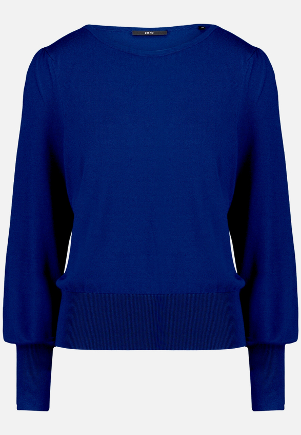 Feinstrickpullover  mit U-Boot Ausschnitt  / Vorderseite