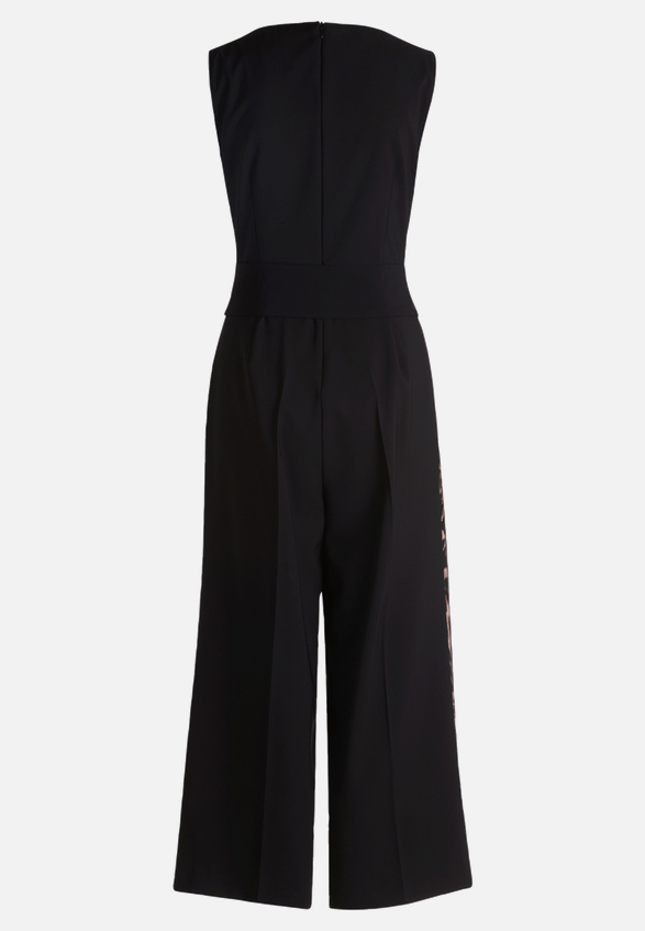 Jumpsuit mit Eingrifftaschen / Rückseite