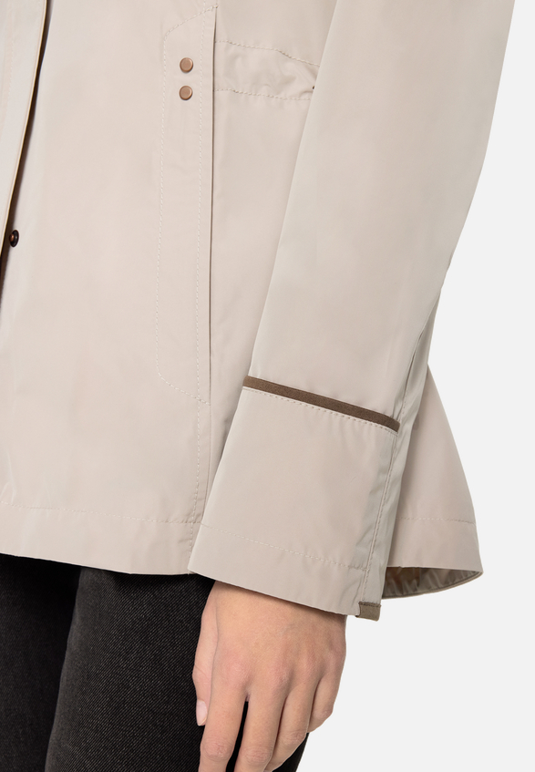 Sommerjacke mit Kapuze / Detailbild