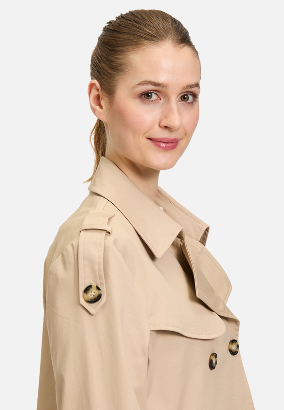 Sommerjacke mit Kragen / Detailbild