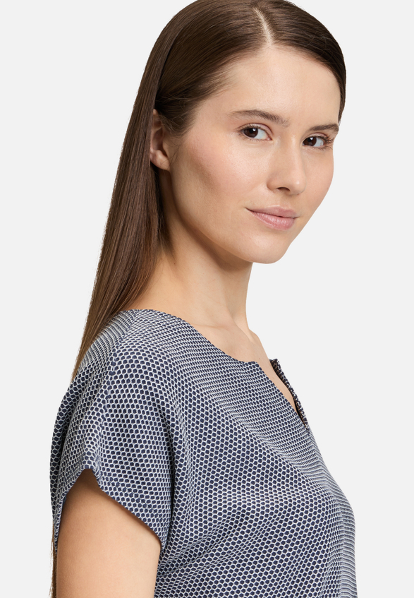 Casual-Shirt mit Struktur / Detailbild