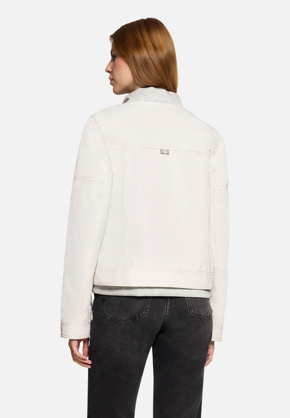 Sommerjacke mit Stehkragen / Modellfoto Rückseite