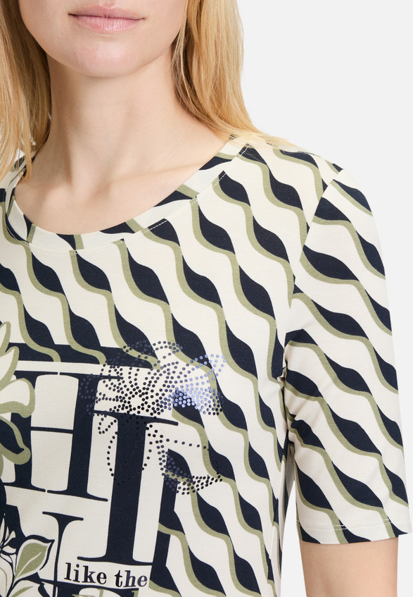 Basic Shirt mit Print / Detailbild