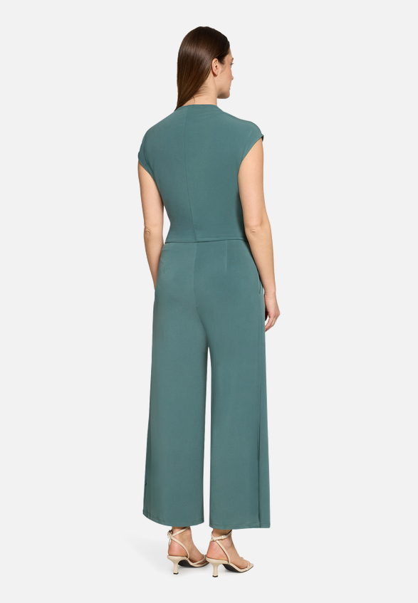 Jumpsuit in 7/8 Länge / Modellfoto Rückseite