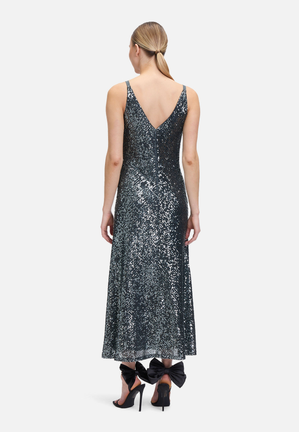Abendkleid mit Pailletten / Modellfoto Rückseite