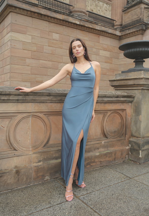 Abendkleid figurbetont / Imagebild