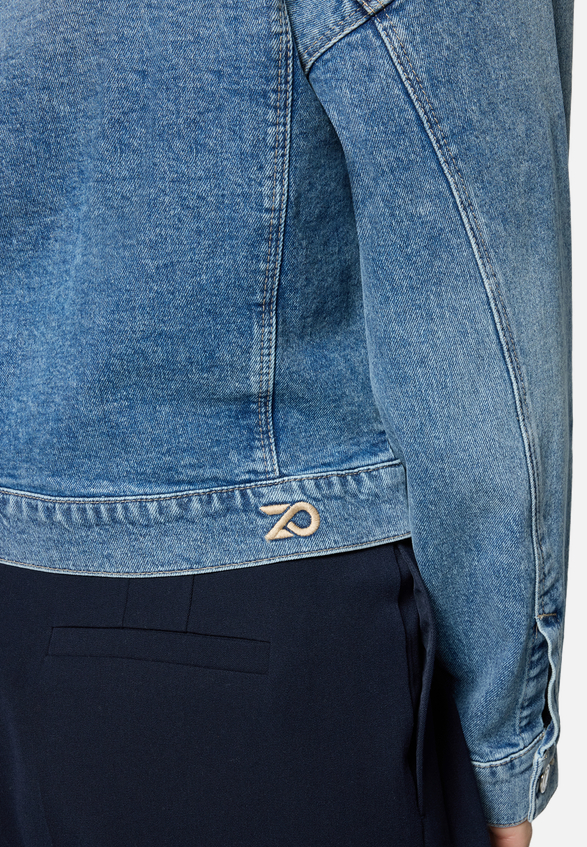 Jeansjacke kurz mit Knopfleiste  / Detailbild