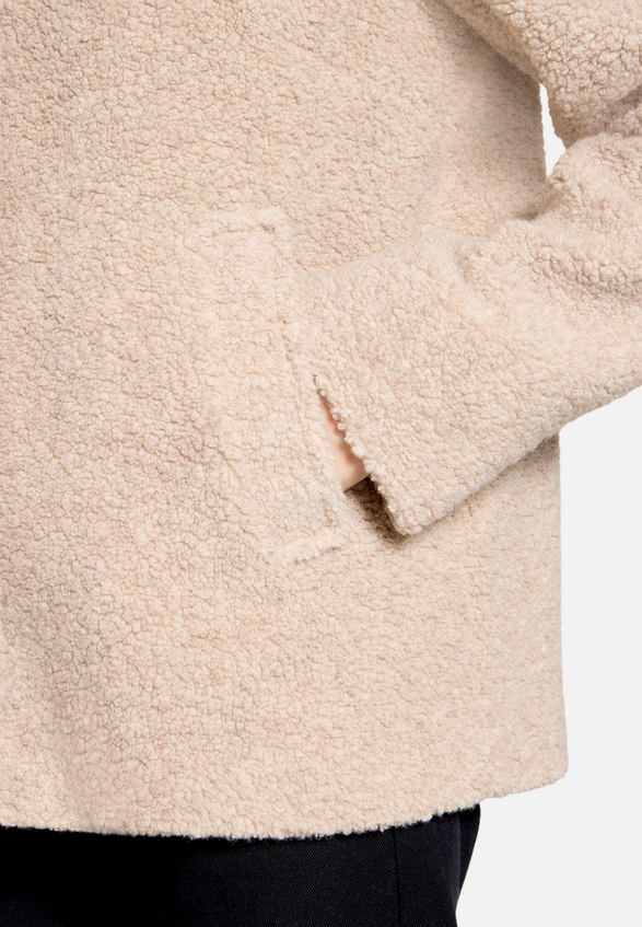 Wolljacke mit Kapuze / Detailbild
