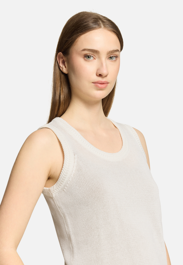 Strick-Top mit Rundhalsausschnitt / Detailbild
