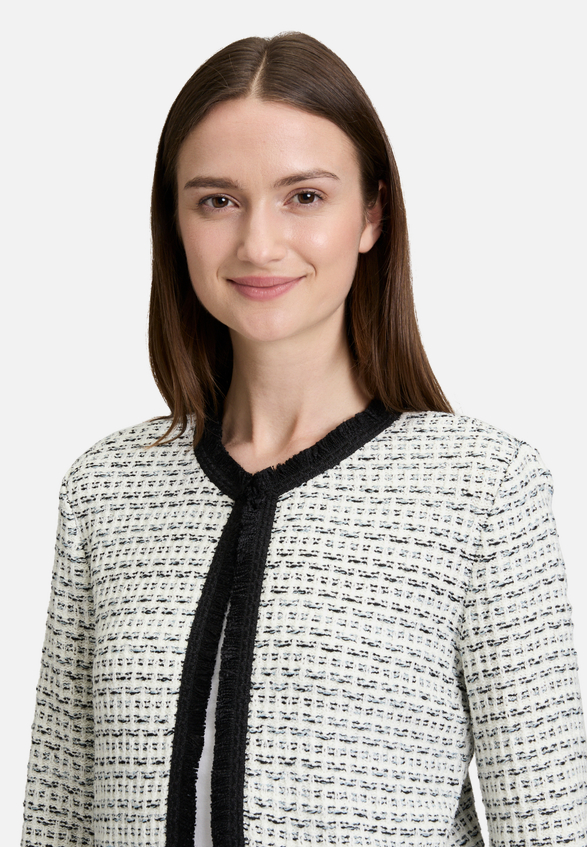 Strick-Cardigan mit Fransen / Detailbild