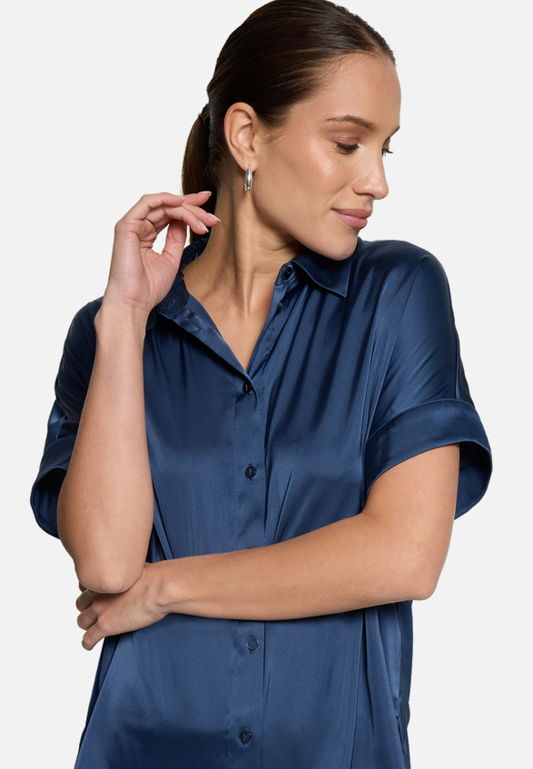 Hemdbluse  kurzarm aus Satin  / Detailbild