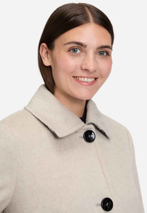 Wolljacke mit Kragen / Detailbild