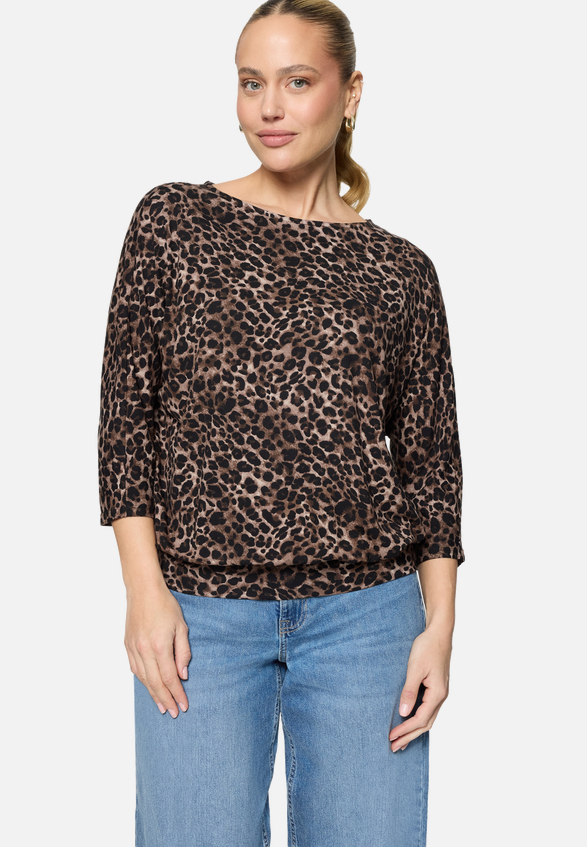 Leo-Shirt  mit 3/4 Arm  / Modellfoto Vorderseite