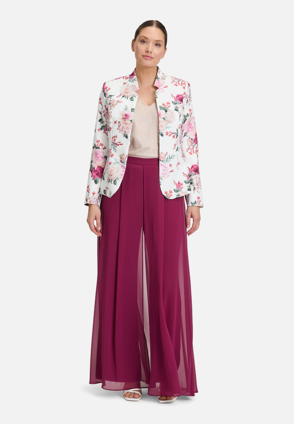 Blazer-Jacke tailliert / Modellfoto Vorderseite (Outfit)
