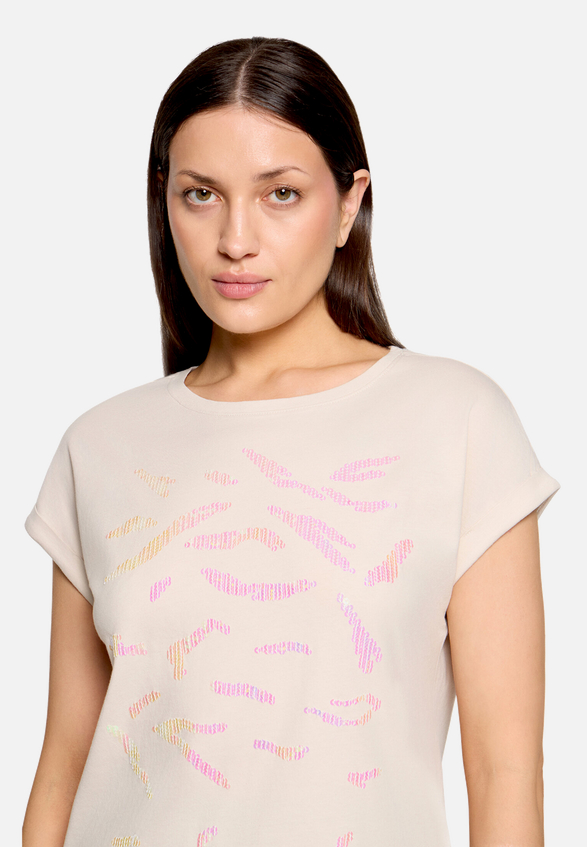 Baumwollshirt mit Ärmelaufschlag / Detailbild