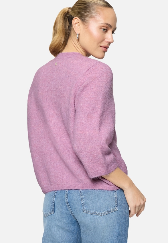 Strickjacke  3/4 Arm und Knöpfe  / Modellfoto Rückseite