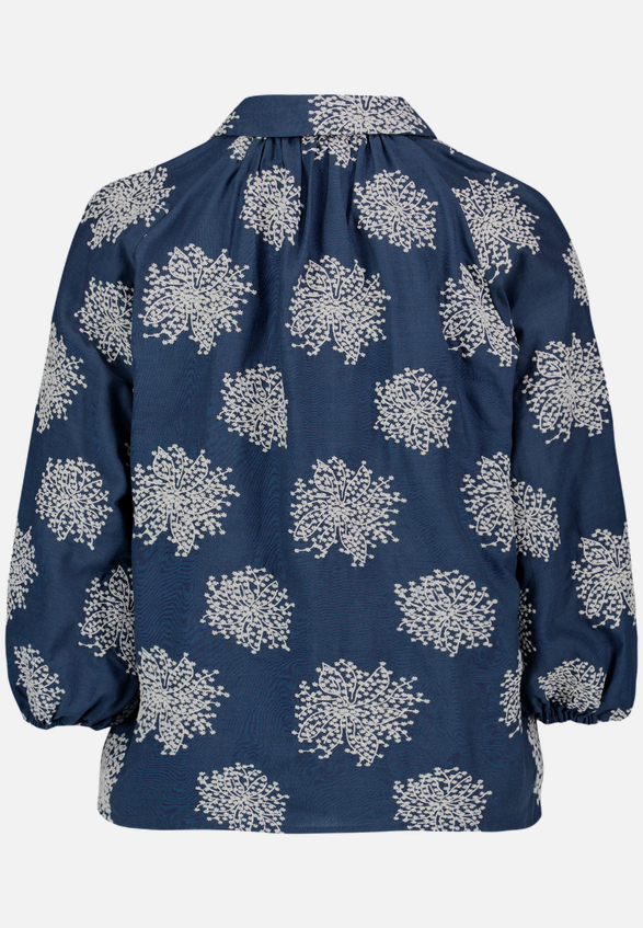 Oversized-Bluse  3/4 Arm mit Stickerei / Rückseite