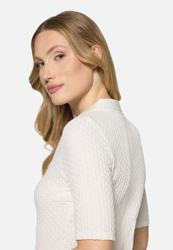 Basic Shirt mit Knöpfen / Detailbild