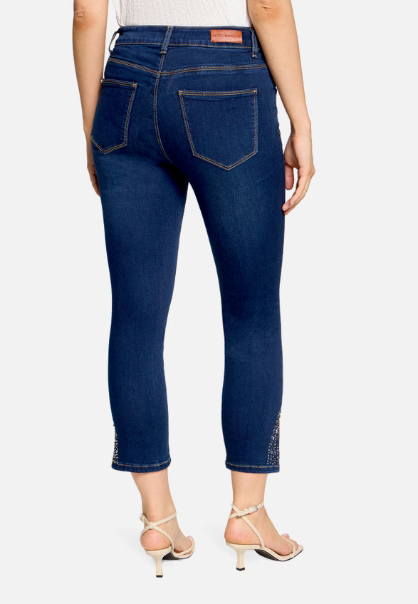 Basic-Jeans mit Waschung / Modellfoto Rückseite