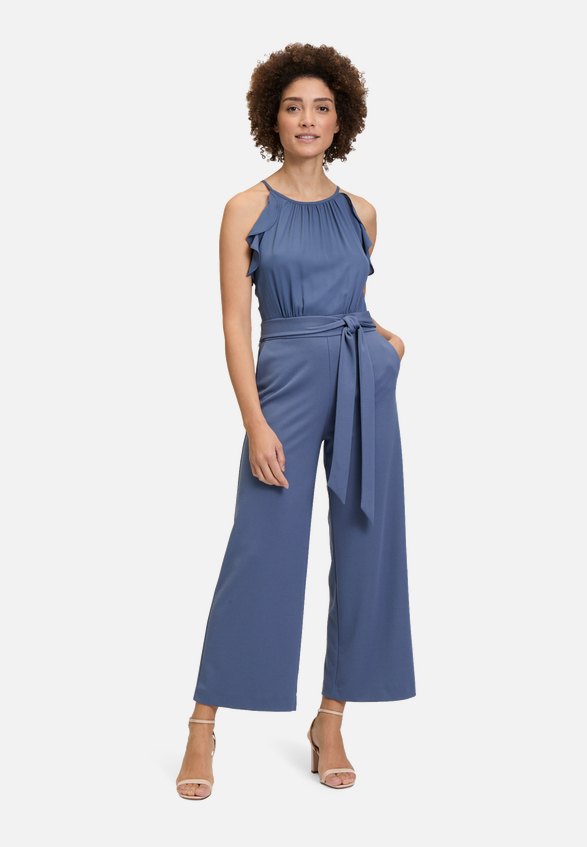 Jumpsuit mit Volant / Modellfoto Vorderseite