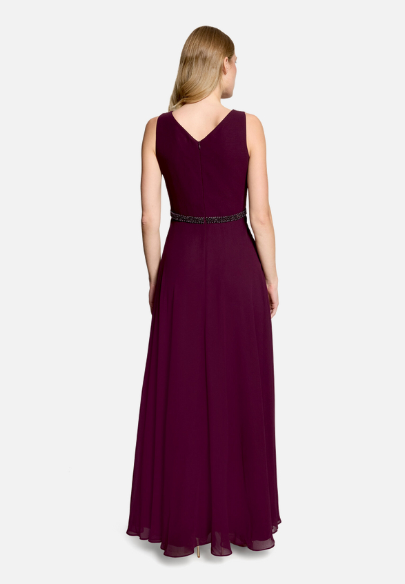 Abendkleid mit Plissee / Modellfoto Rückseite