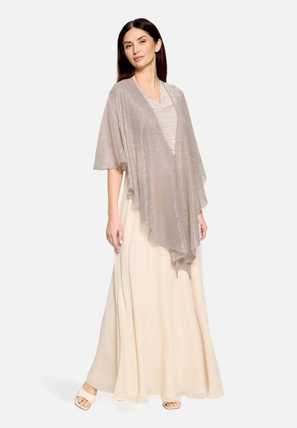 Cape im Glitzer-Look / Modellfoto Vorderseite (Outfit)