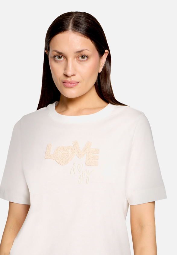 Baumwollshirt mit Rundhalsausschnitt / Detailbild